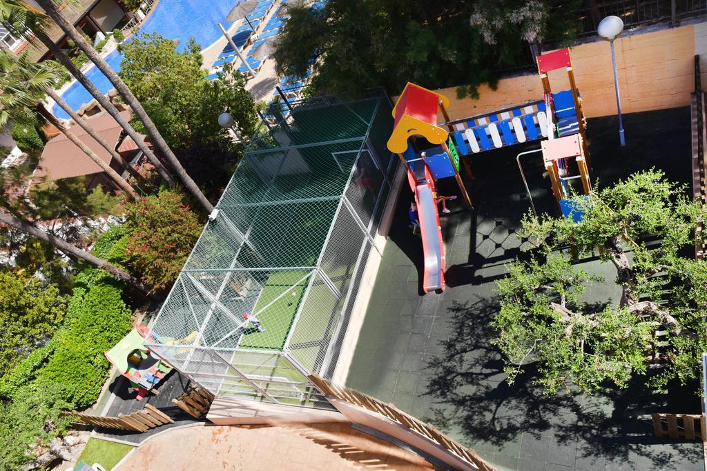 Aparthotel Sunclub Salou Exterior photo